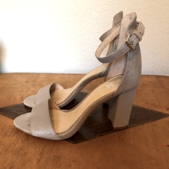 New VINCE CAMUTO Corlina Metallic Rose Gold Leather Sandal Block Heel 5.5 - Picture 3 of 7